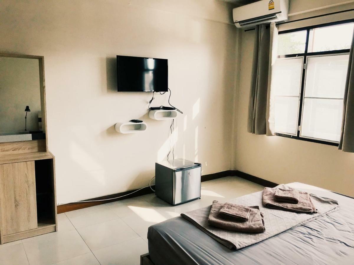 New Apartment Nearby Beach Hua Hin Bagian luar foto